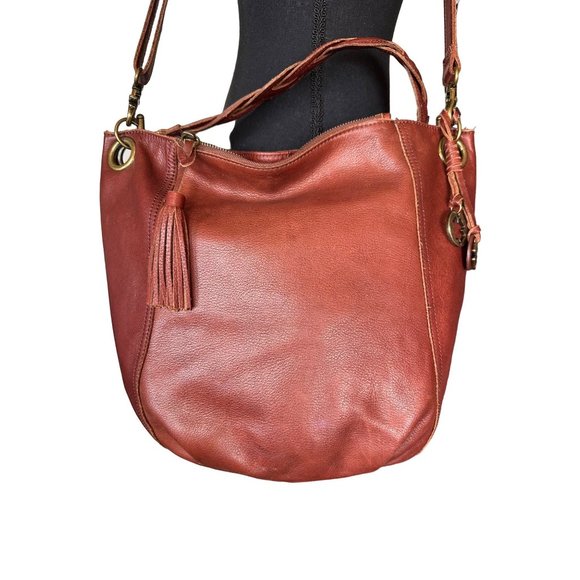 Lucky Brand Handbags - Lucky Brand Ashmore Leather Hobo Crossbody Bag Brown
